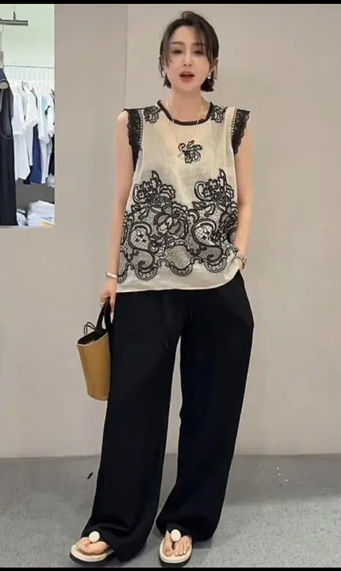 2025夏季新款高级感气质定位绣重工欧货无袖夏季新款时尚小衫