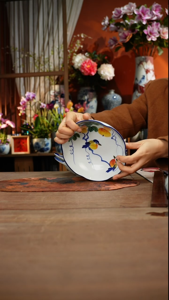 当代高温釉下彩手绘陶瓷餐具