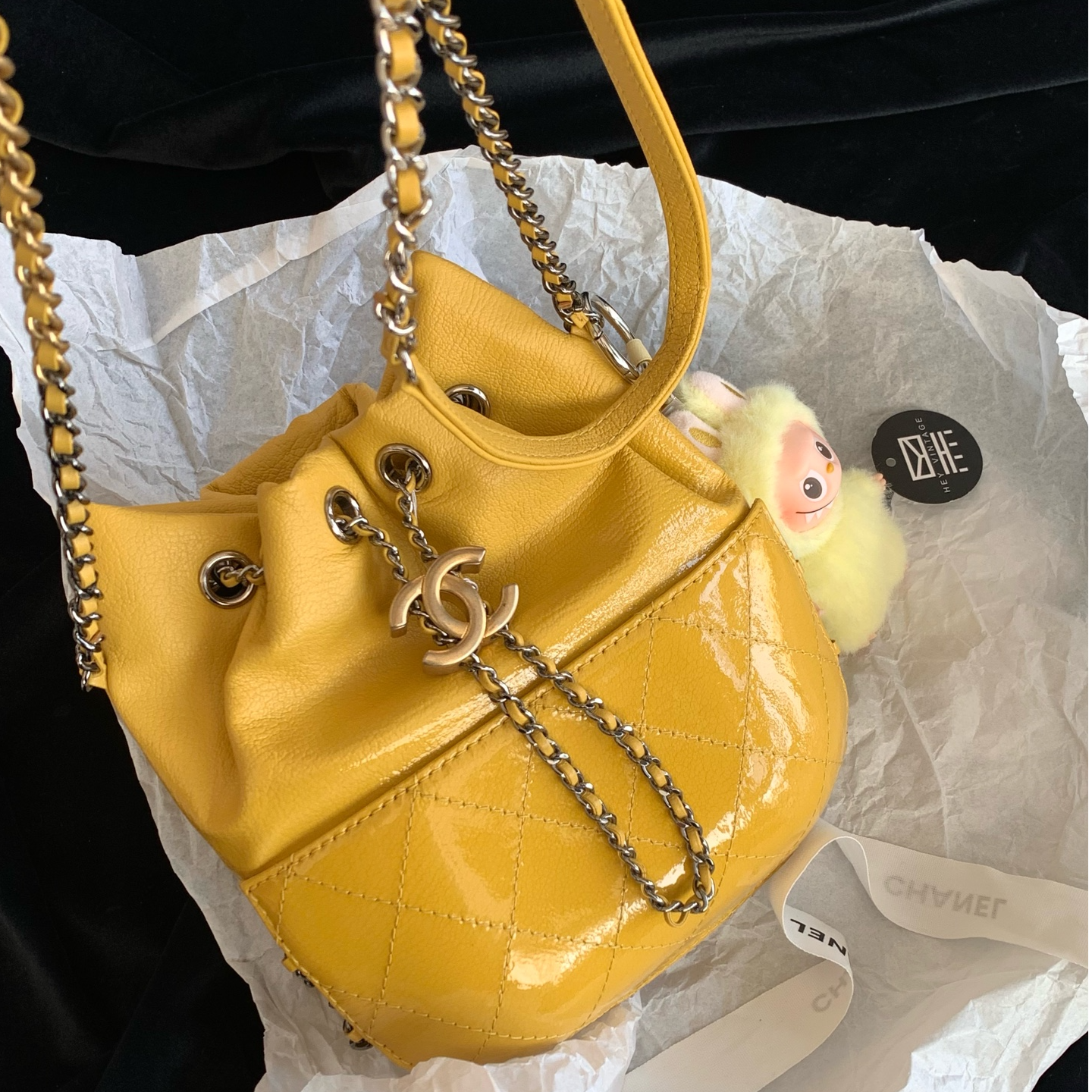 95新 Chanel/香奈儿 代卖服务！黄色抽绳水桶包 20cm 18723595 