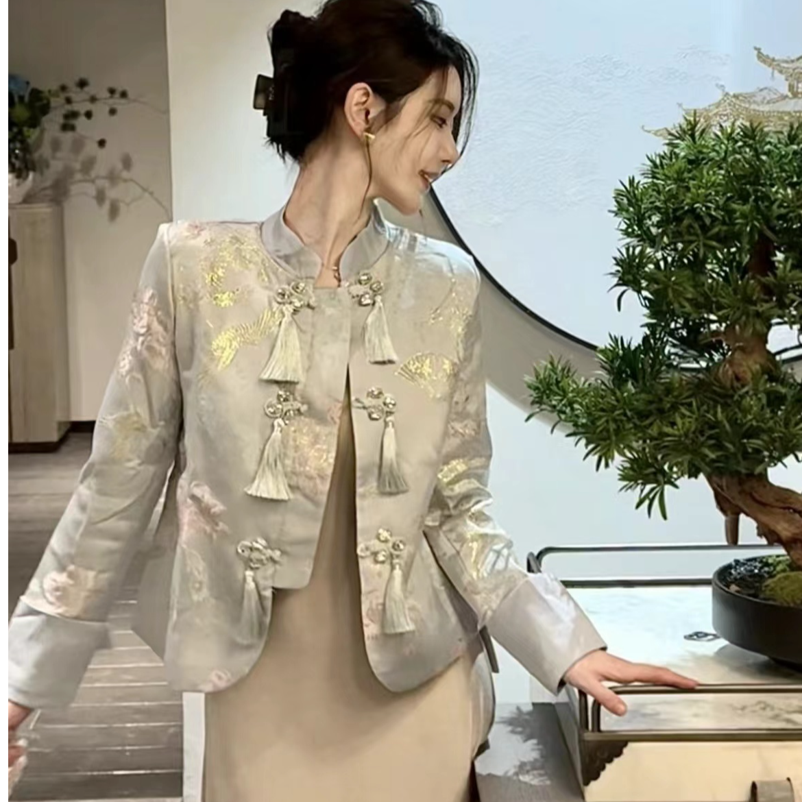 [301-400]南油新款气质时尚上衣