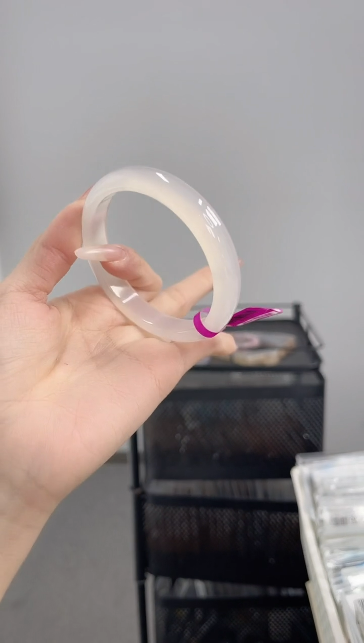 【闪购商品】玛瑙/玉髓手镯未镶嵌60-61圈