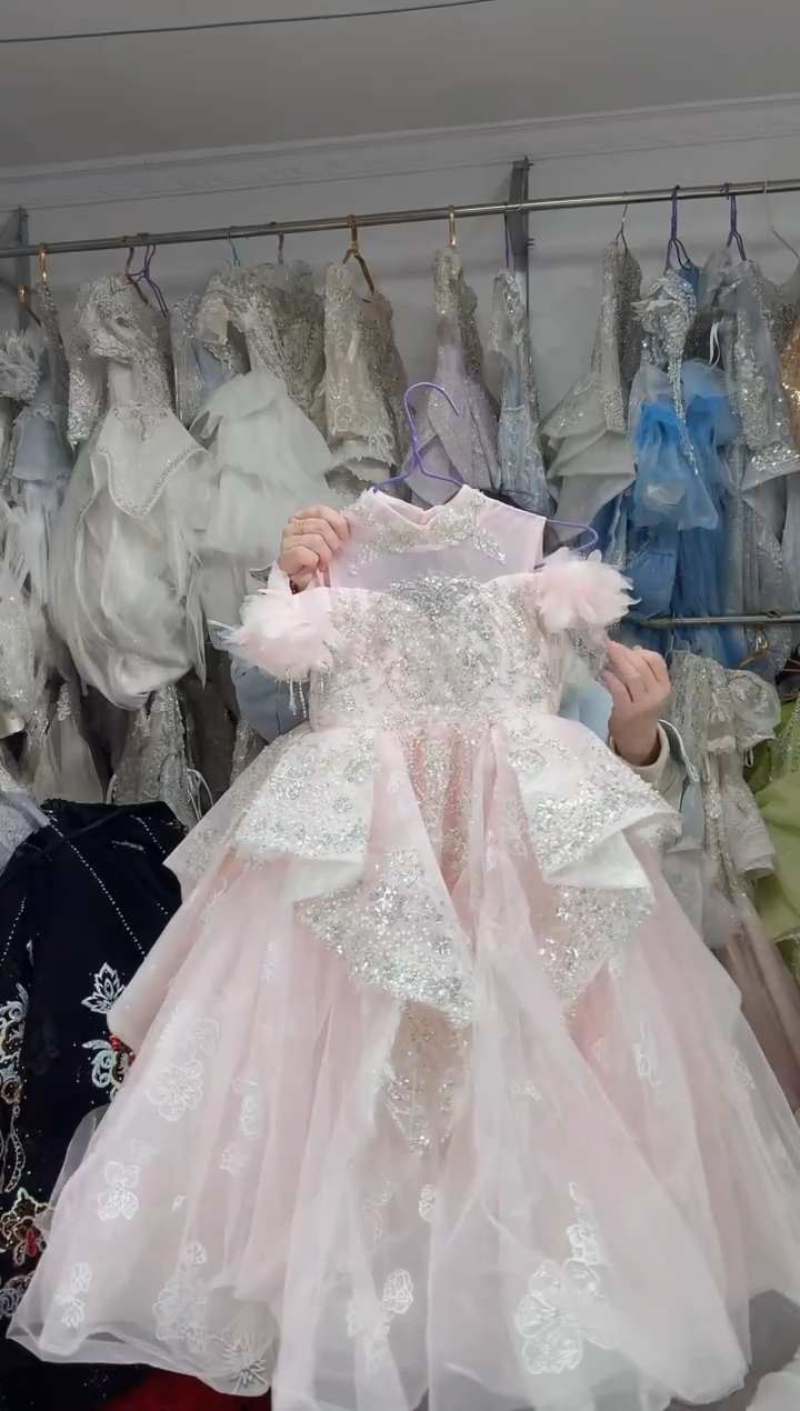 036    不退不换200米