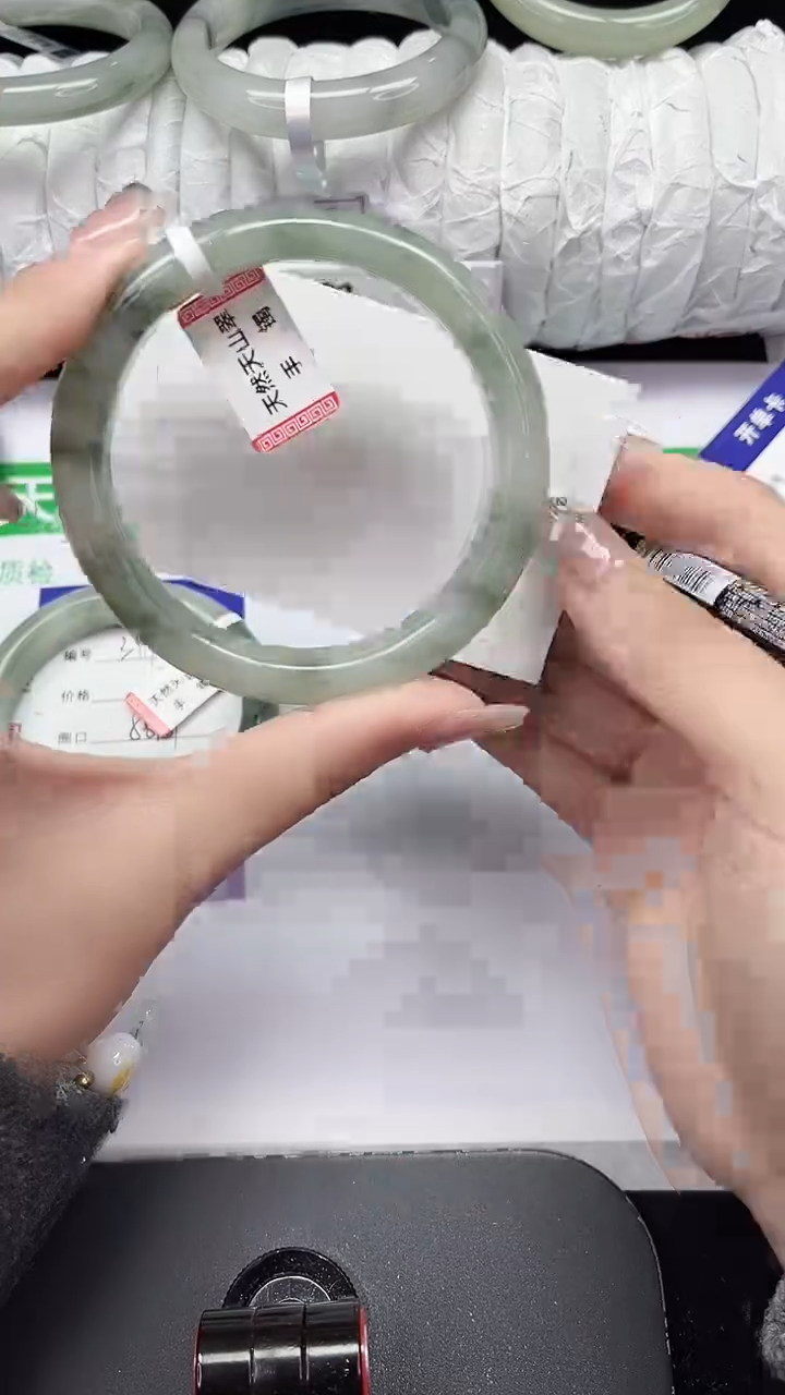 未镶嵌手镯石英质玉345-58/59