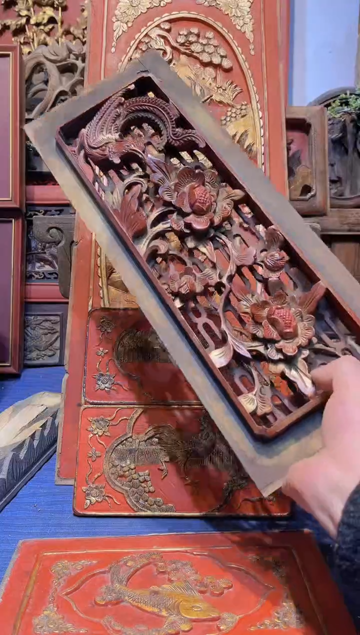 【闪购商品】香樟木老木雕老物件花板