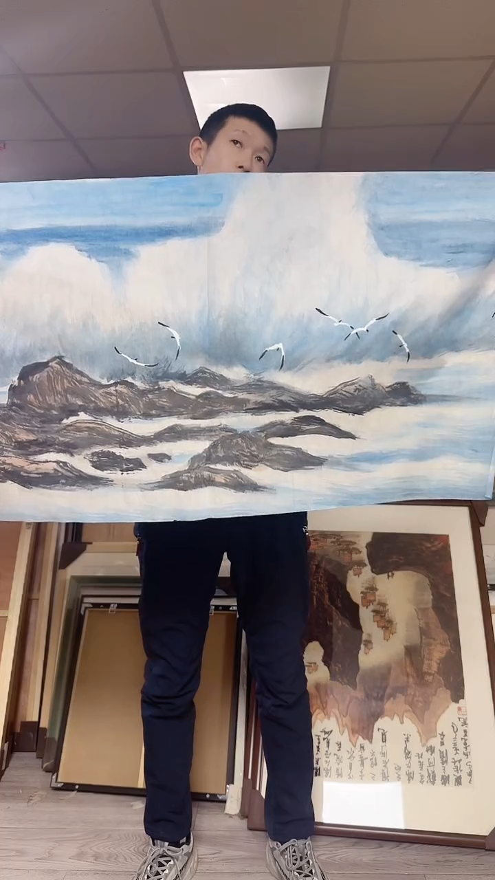 国画库房放漏8平尺书画