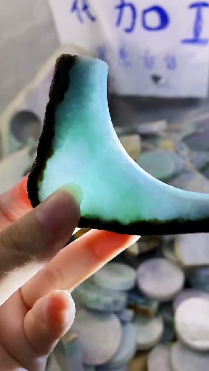 裸石翡翠纯天然翡翠A货68