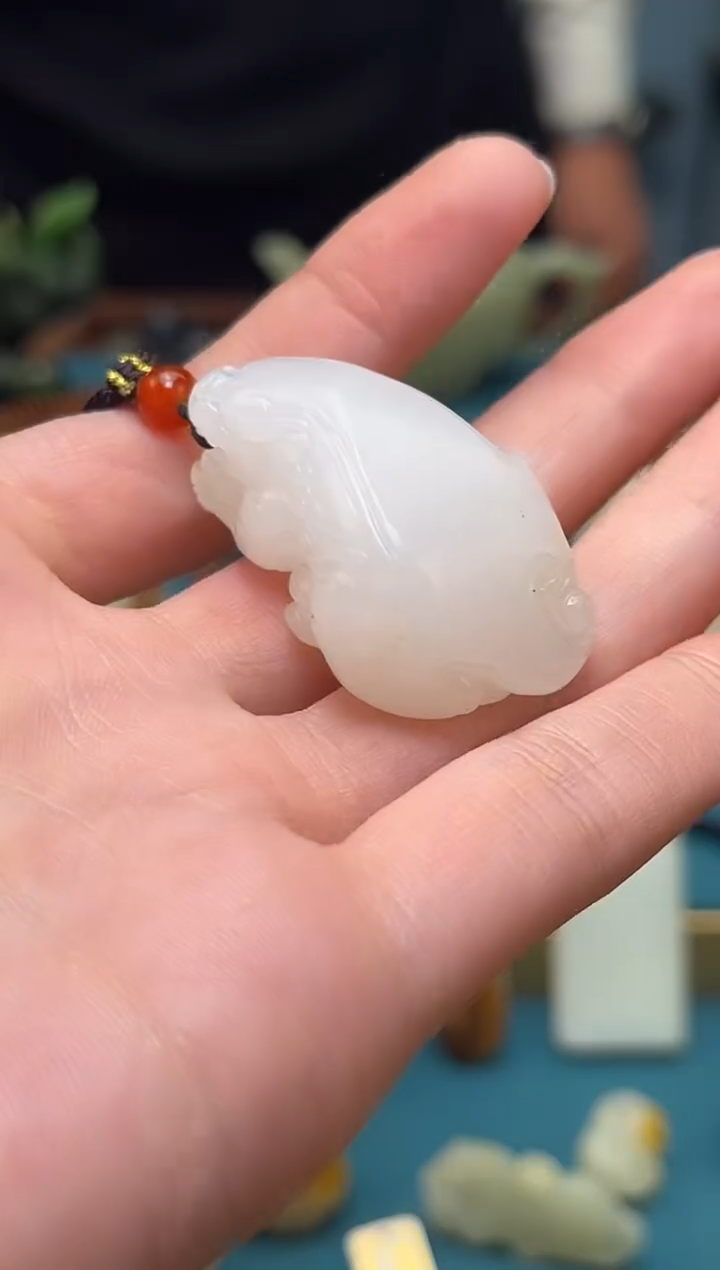 【闪购商品】和田玉颈饰未镶嵌吊坠 多样性发货拍一发一