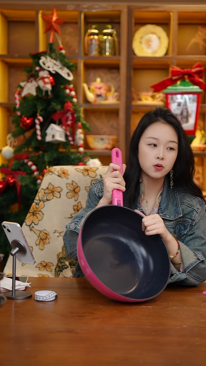 陶118-Alpstone芭比粉炒锅-30cm