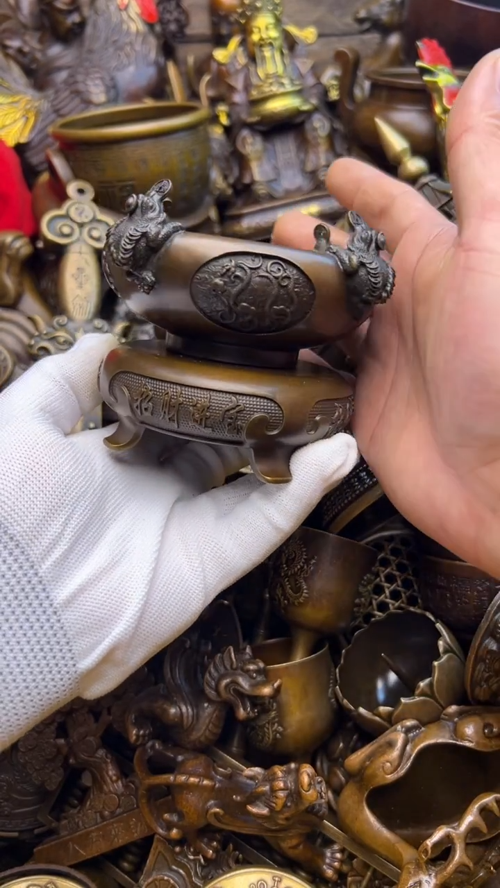 精美铜器，点击下单