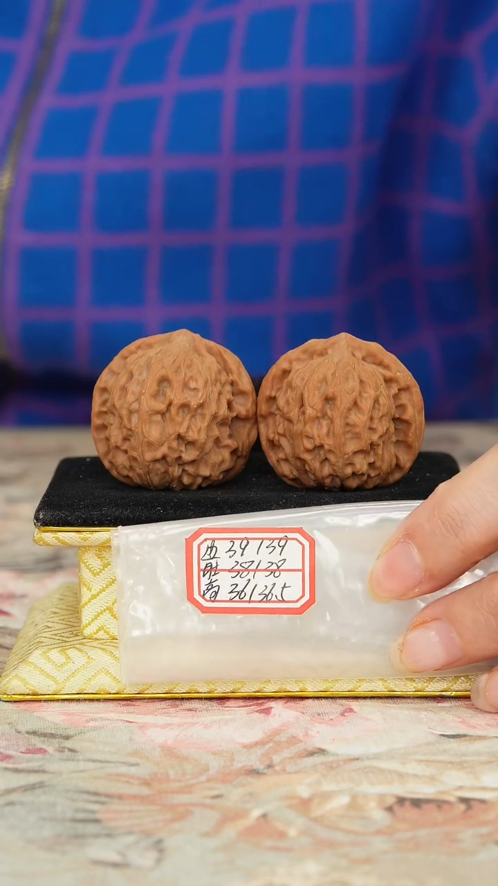 【闪购商品】文玩核桃把件非嫁接北京