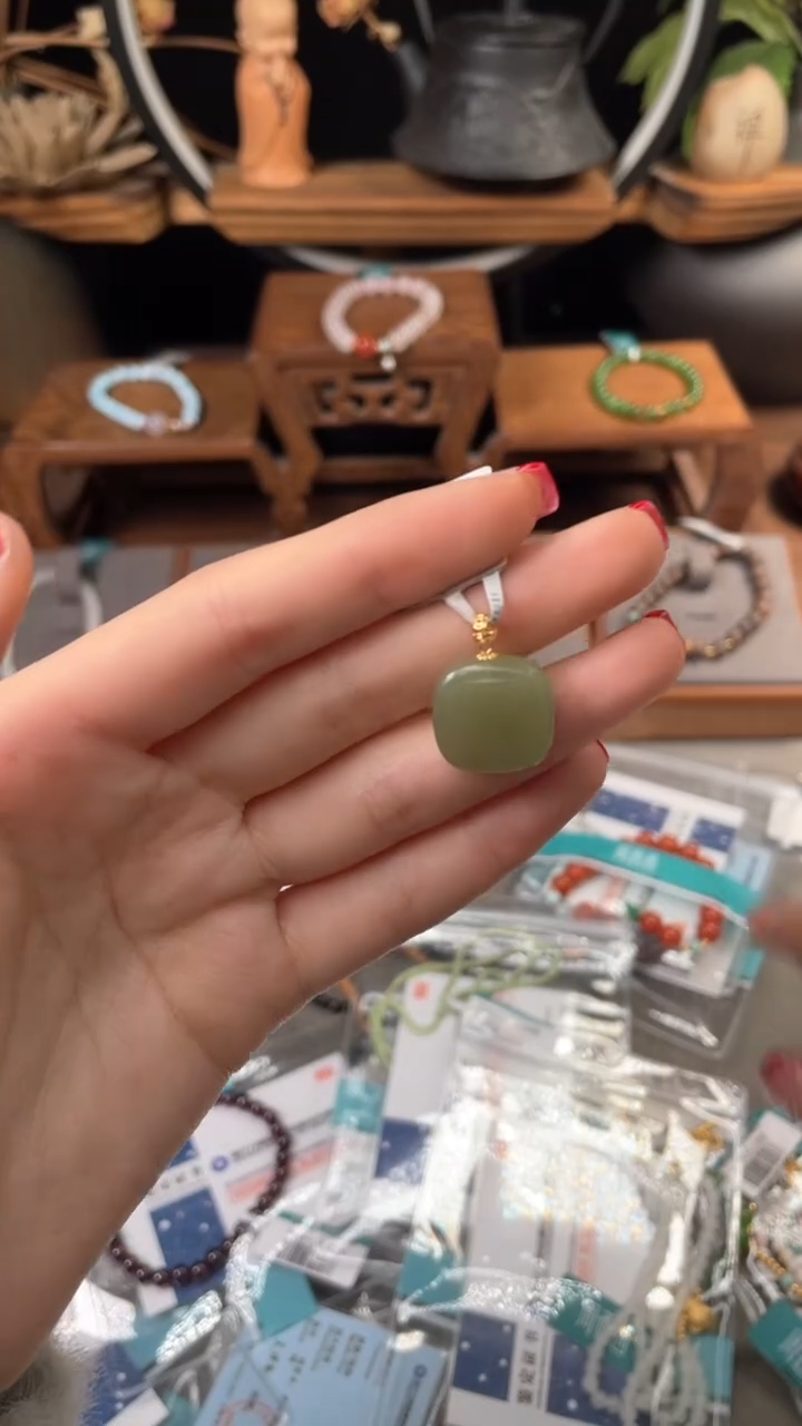 【闪购商品】和田玉手饰未镶嵌@@A921D016138