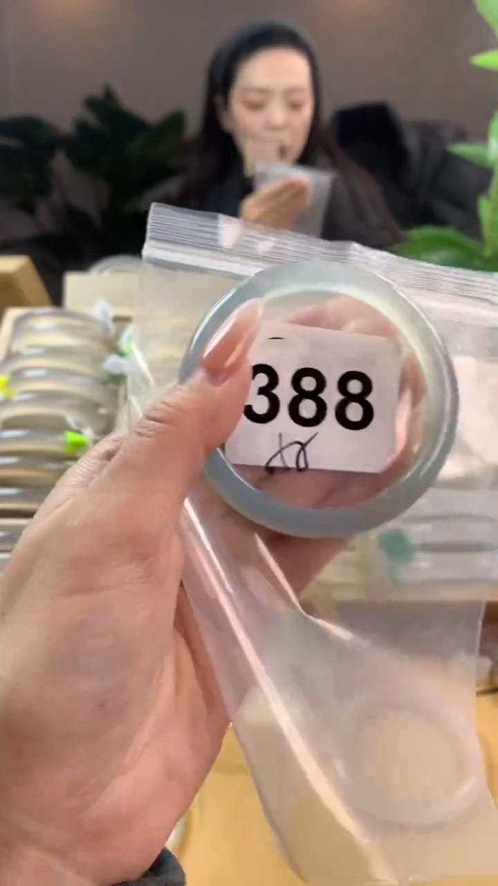 【闪购商品】玛瑙/玉髓手镯未镶嵌388