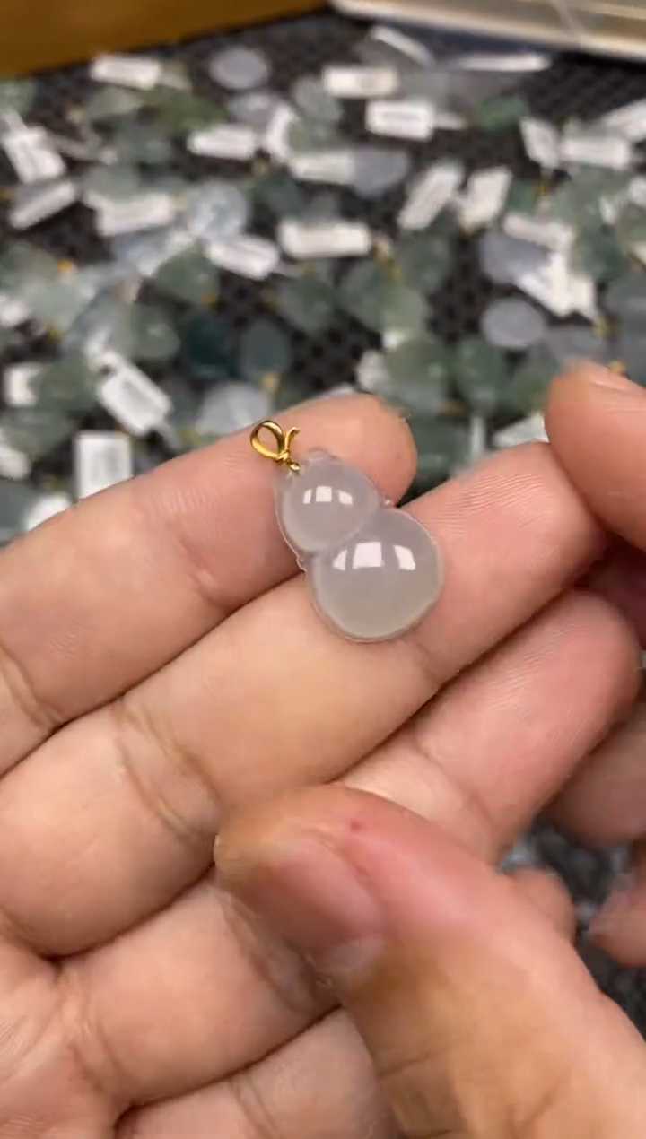 【闪购商品】翡翠吊坠(不含链)18K金镶嵌50933