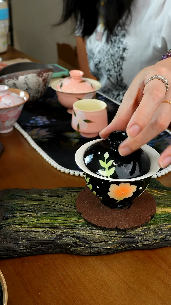 茶瓷物语黑色盖碗