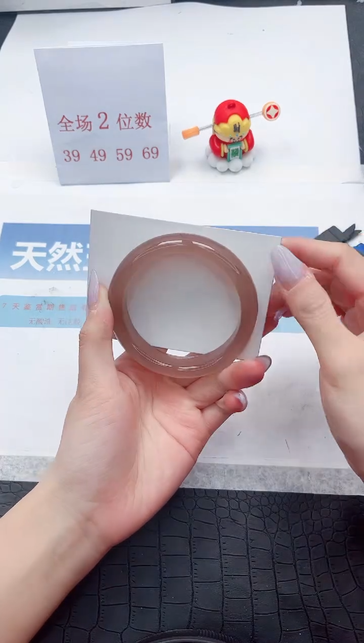 【闪购商品】石英质玉手镯未镶嵌A282-56.3