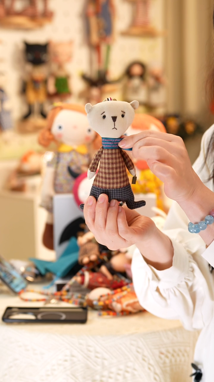 棉静*设计师款—委屈熊