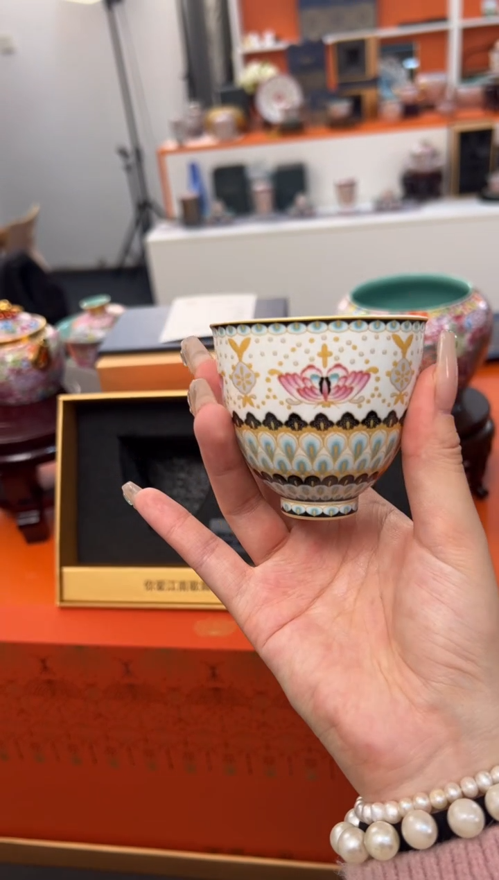 【闪购商品】瓷片小乔闪电购链接