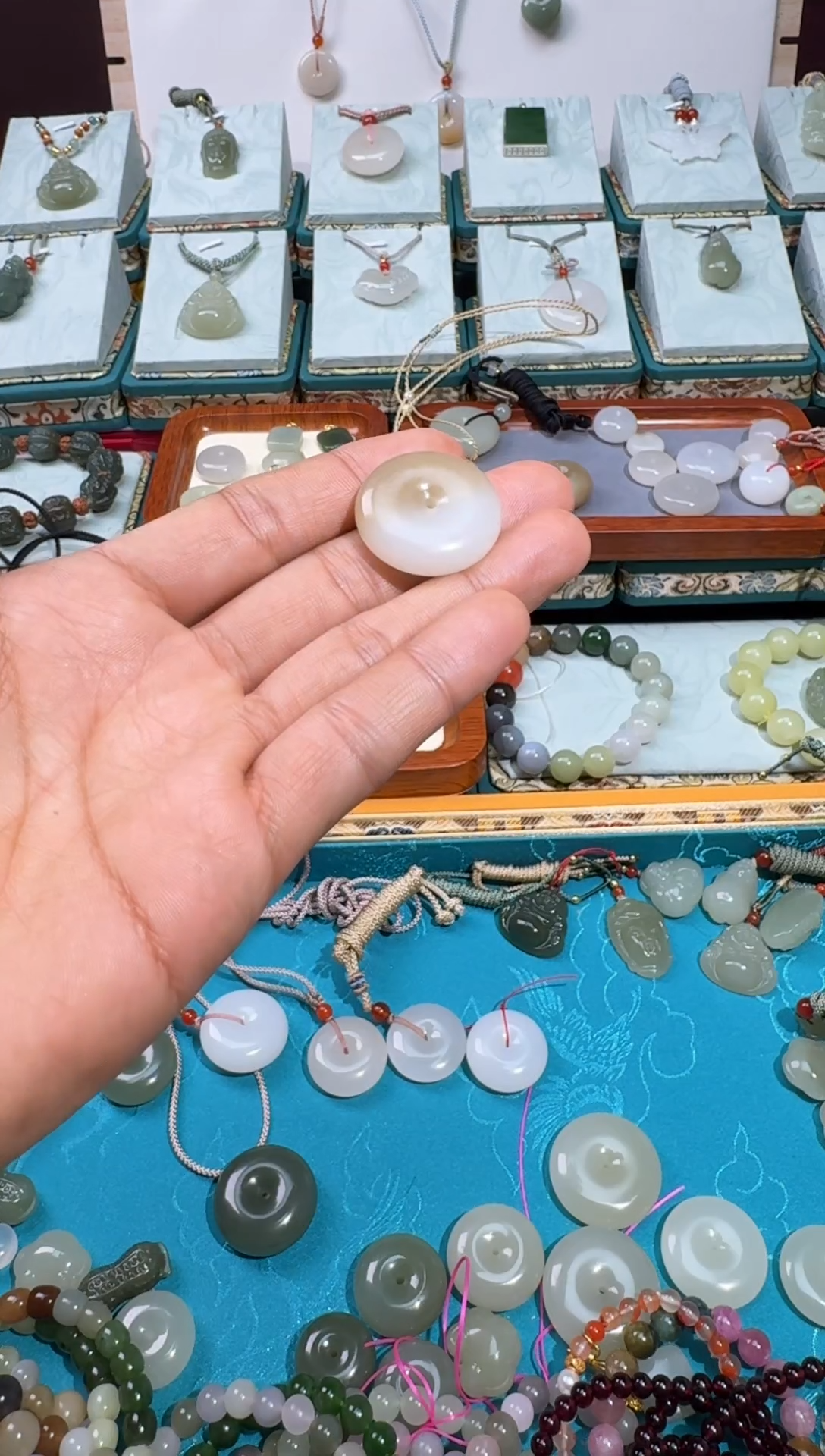 【闪购商品】和田玉颈饰未镶嵌平安扣