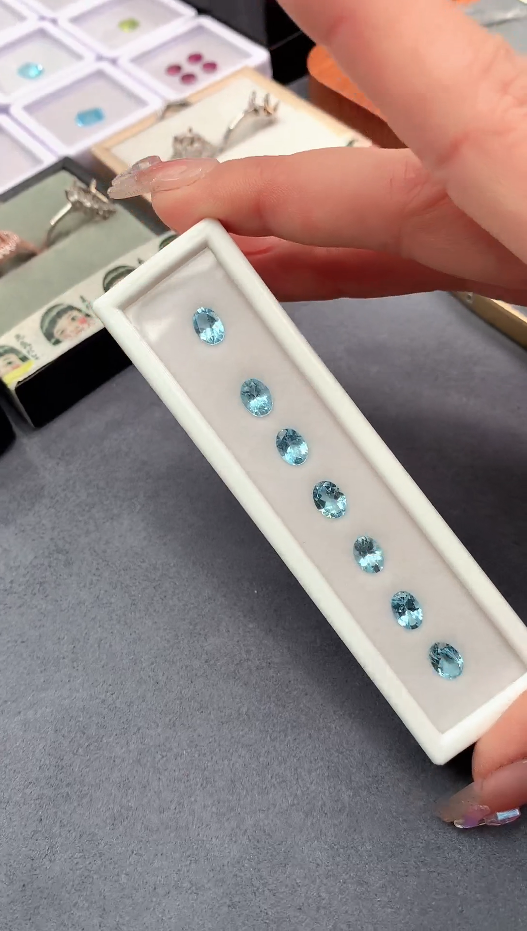 【闪购商品】海蓝宝石裸石未镶嵌5*7七颗