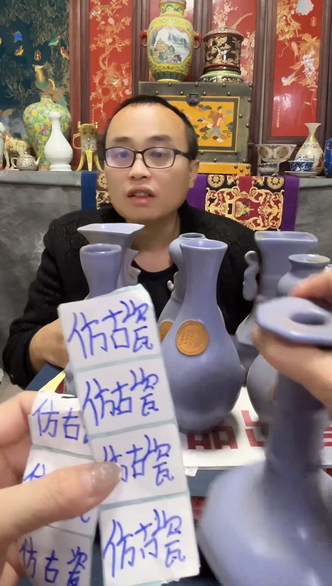摆件陶摆件陶瓷W313  随着一件