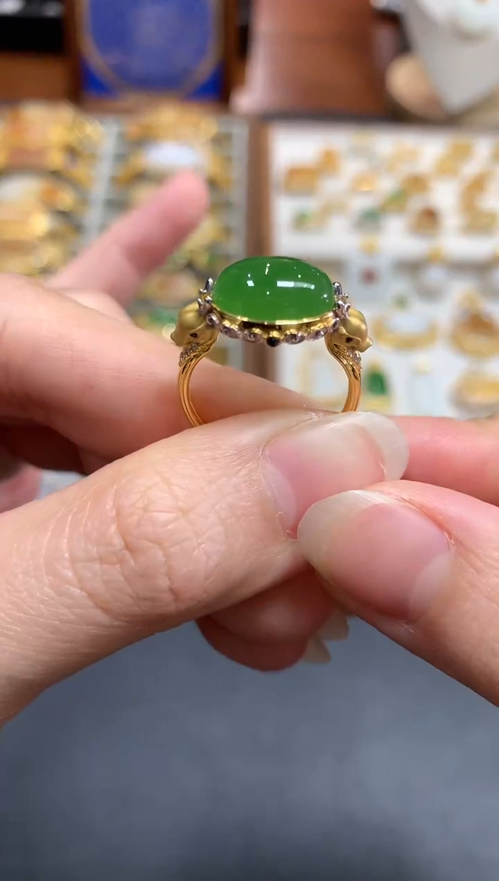 【闪购商品】和田玉戒指18K金镶嵌Q409|4800