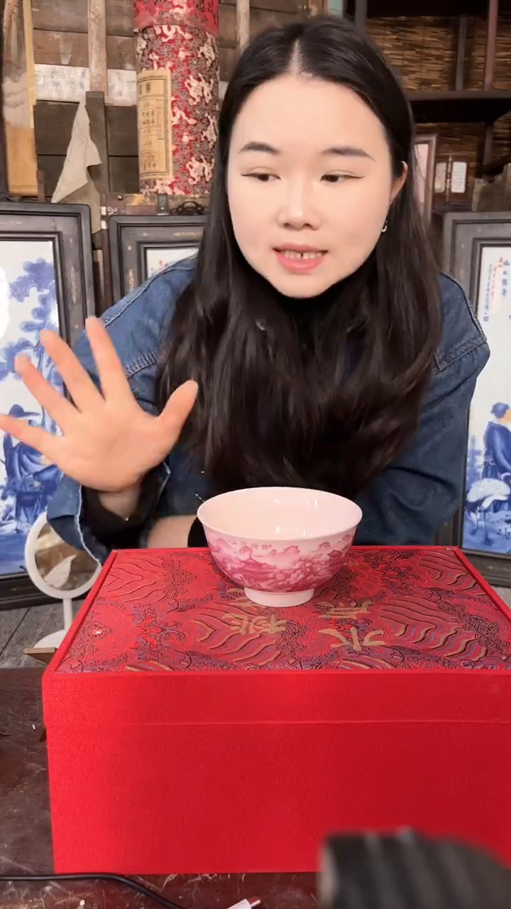 陶景德镇陶瓷摆件M037