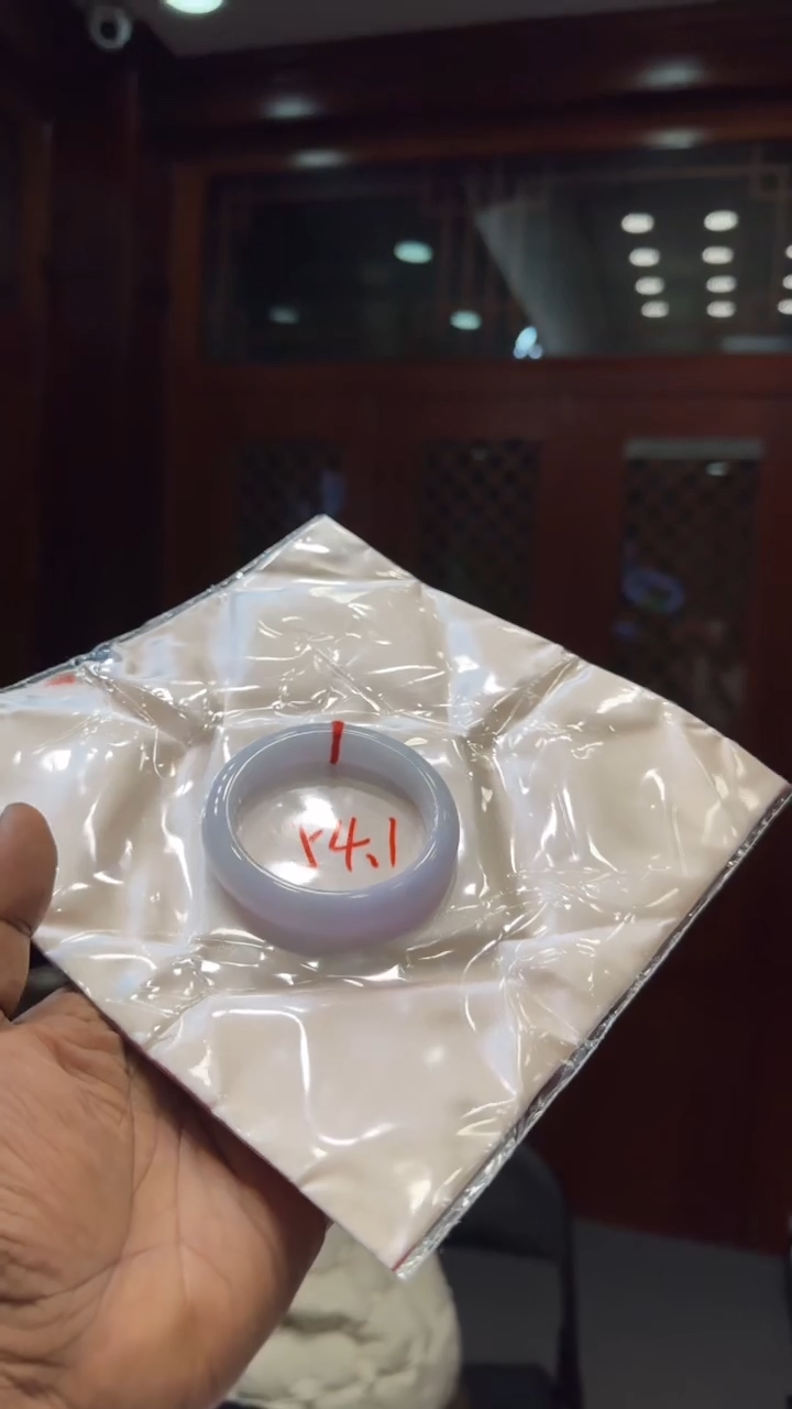 【闪购商品】翡翠手镯未镶嵌手镯