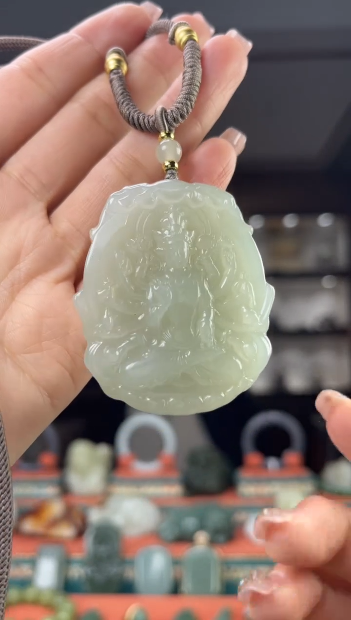 【闪购商品】和田玉颈饰未镶嵌佩佩鼠