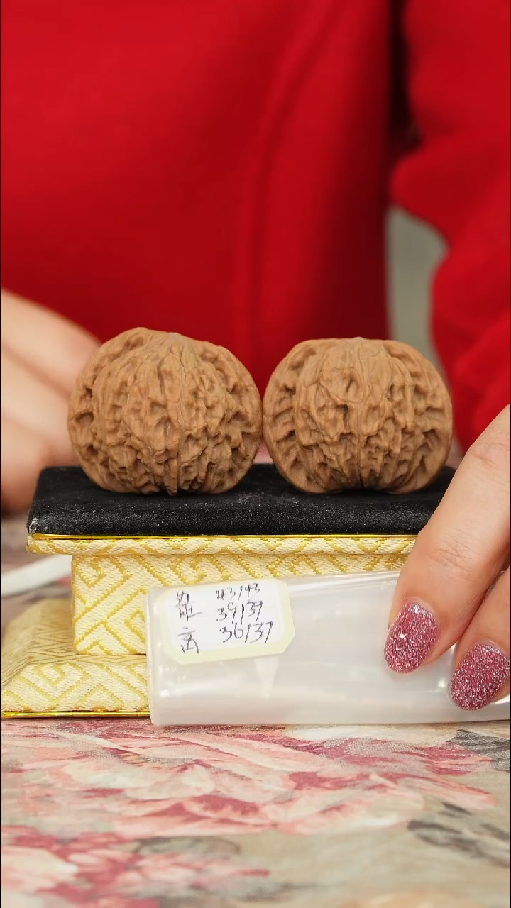 【闪购商品】文玩核桃把件磨盘