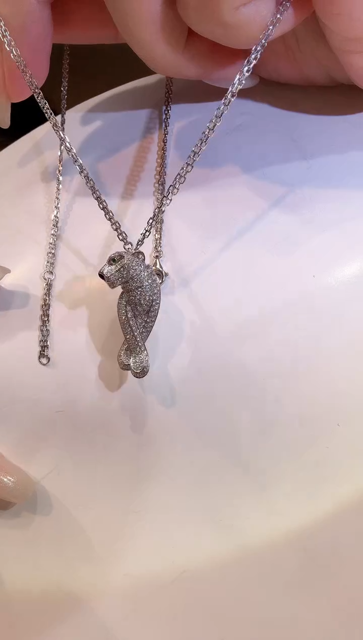 【闪购商品】钻石项链18K金镶嵌害羞豹项链