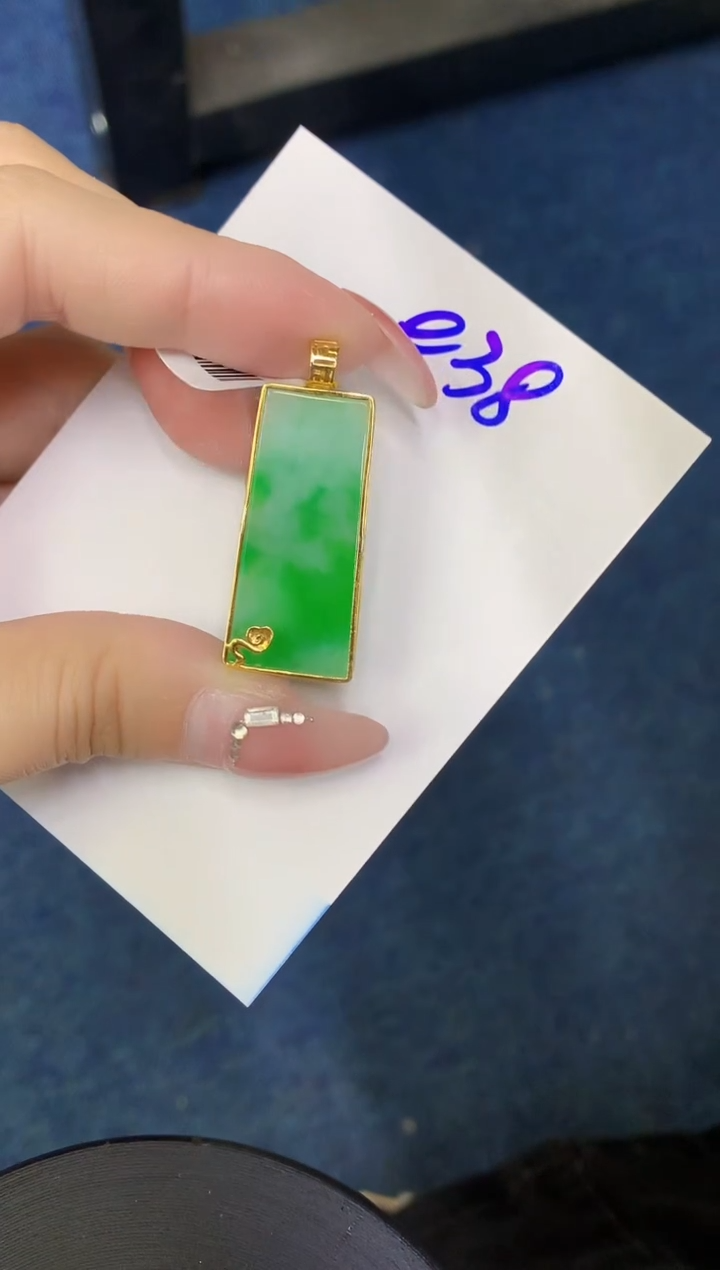 【闪购商品】翡翠颈饰未镶嵌000000000000