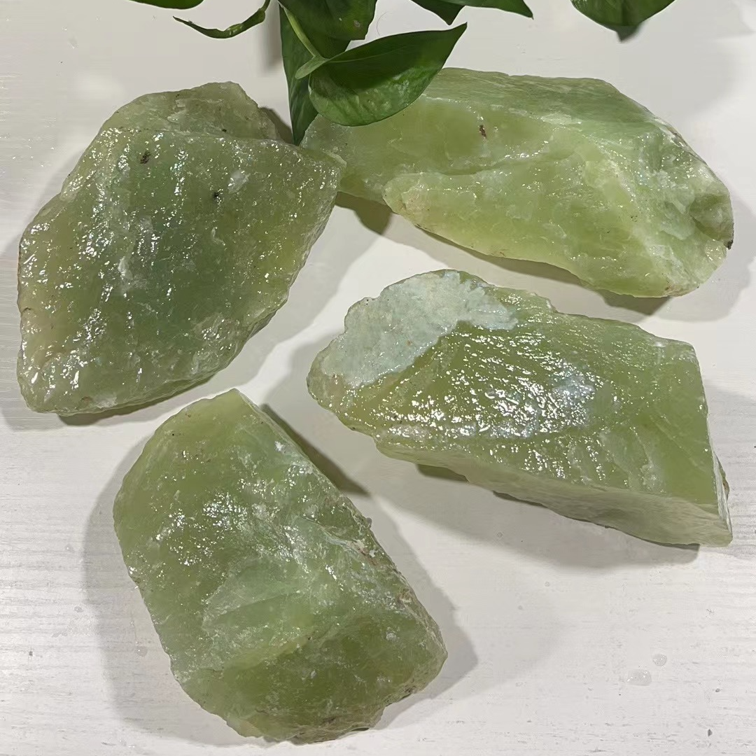 【杨总福利】蛇纹石玉未镶嵌多样性随机发一个山水手把