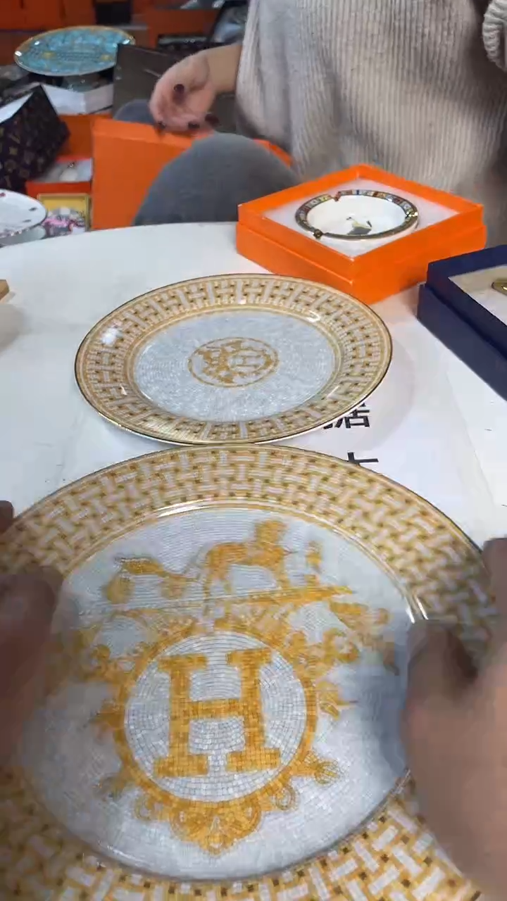 杯鸿辉家品牌瓷器，京东包邮！