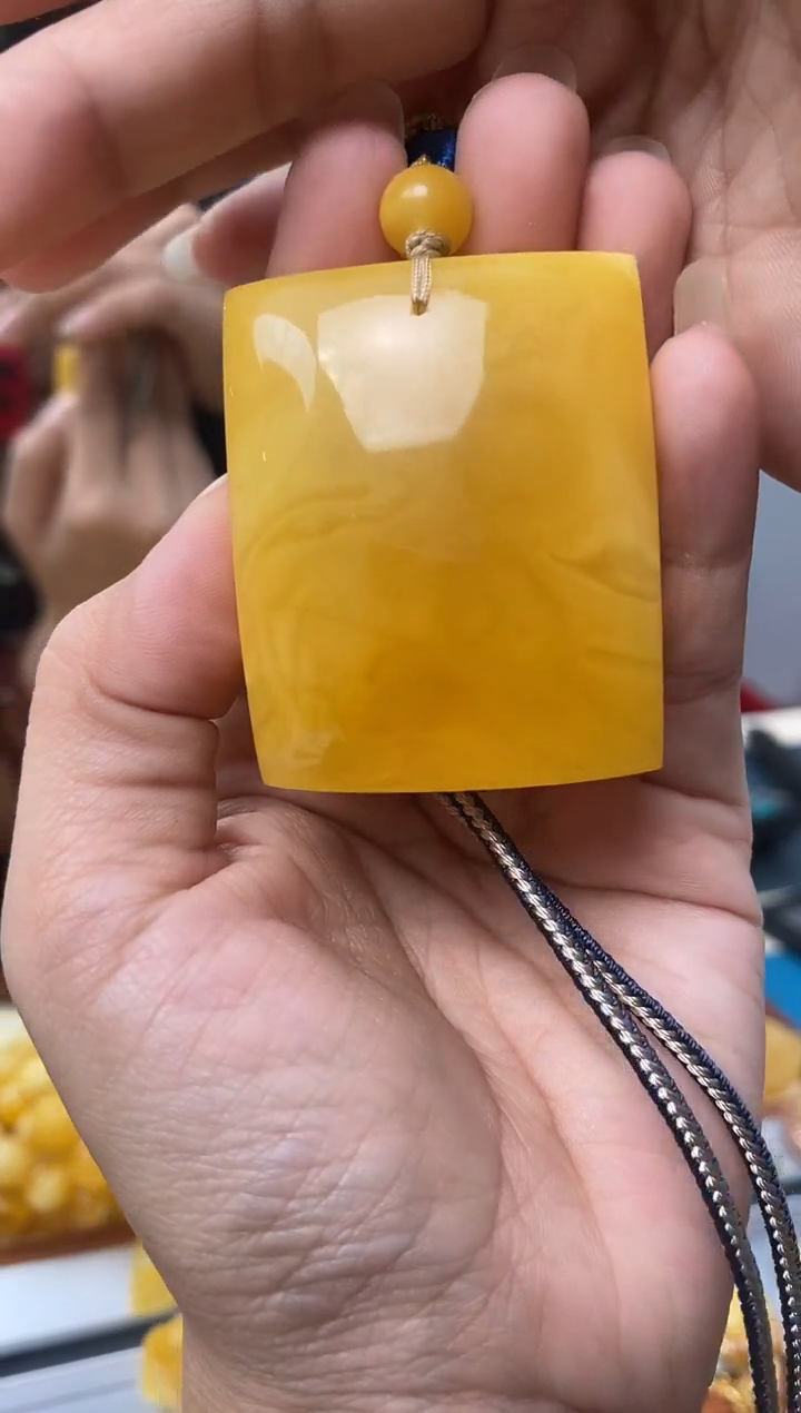 【闪购商品】琥珀裸石未镶嵌天然琥珀蜜蜡牌子