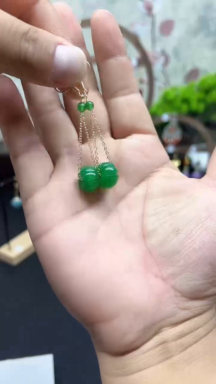 银S925镶嵌石英质玉（非洲翠）耳饰106非洲翠南瓜珠