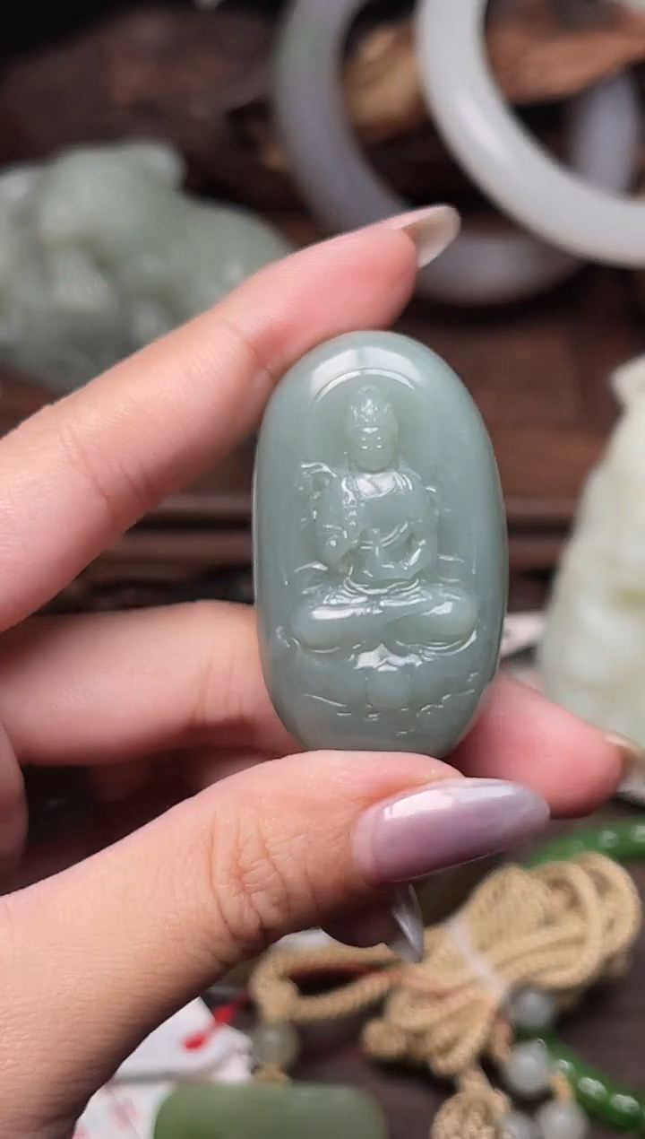 和田玉未镶嵌把件吐拉牧场 观音