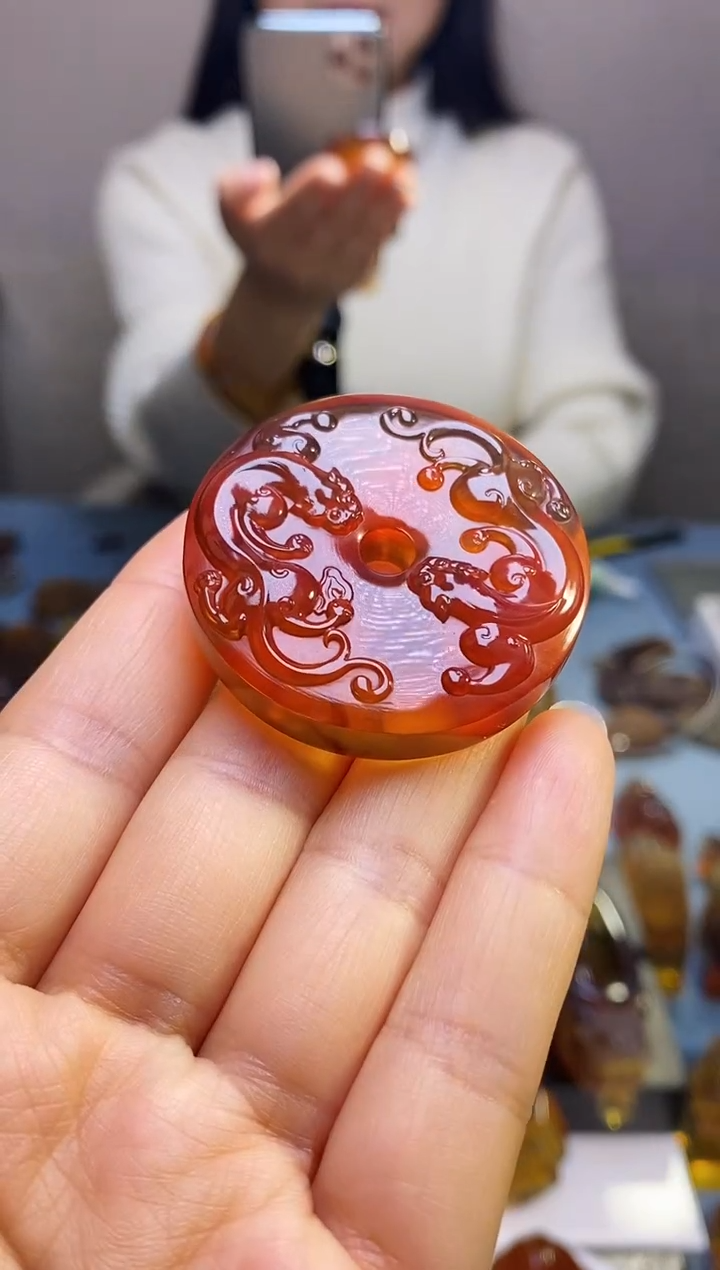 【闪购商品】琥珀颈饰未镶嵌SN5-18（螭龙·平安扣）