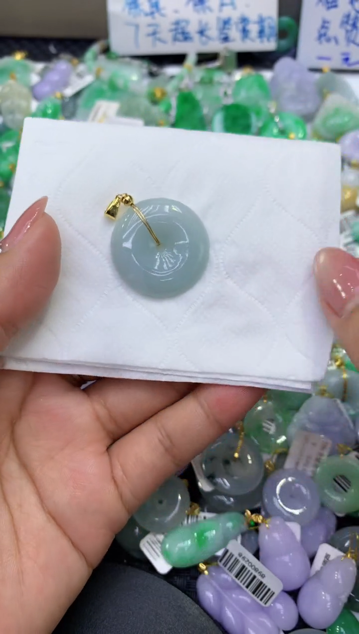 颈饰未镶嵌翡翠天然缅甸A货翡翠