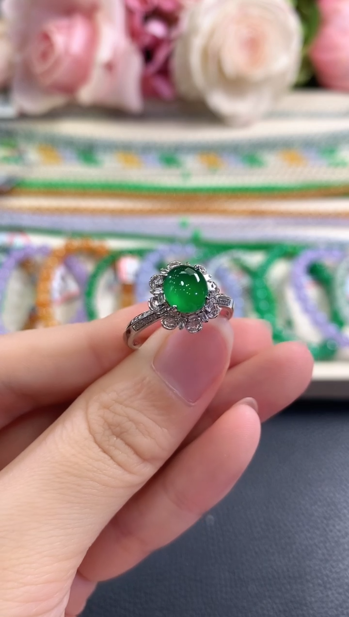 18K金镶嵌戒指翡翠d70