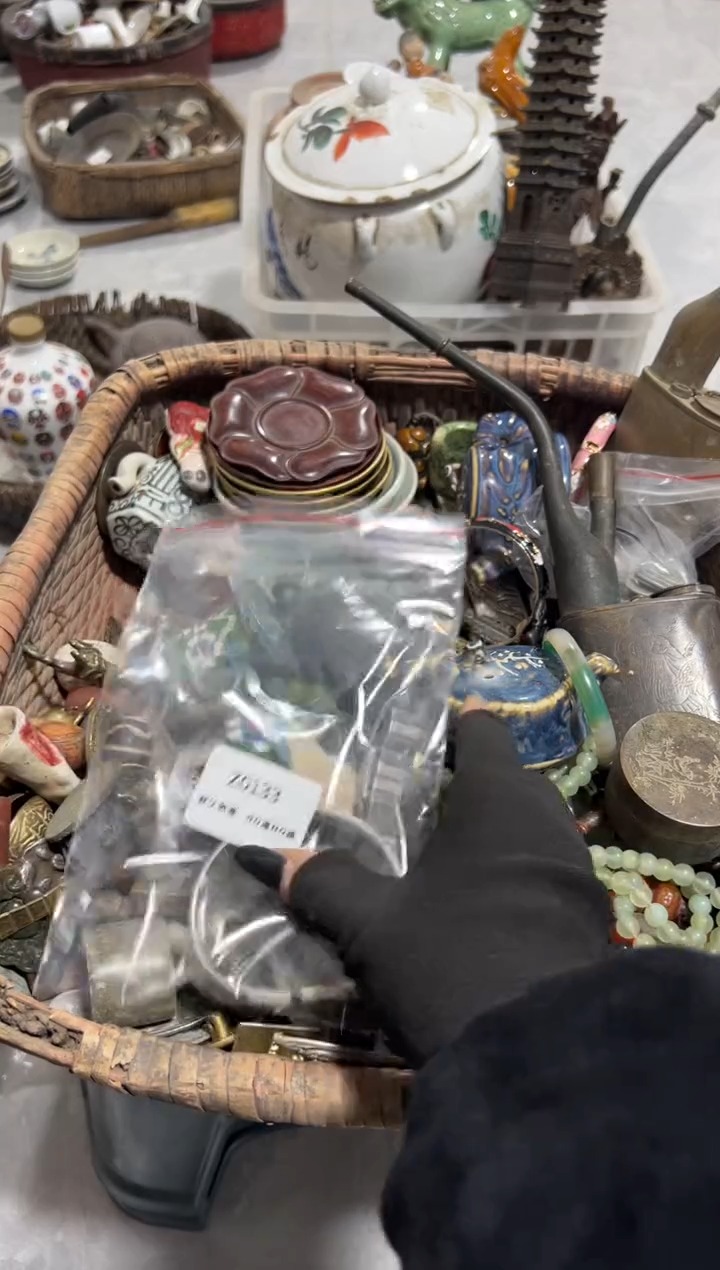 知**乐秒拍秒付闪购瓷铜摆件