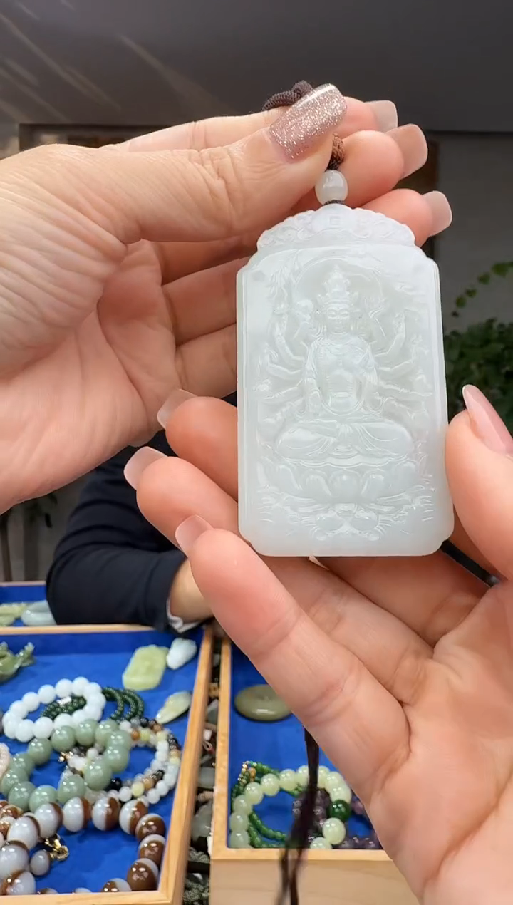 未镶嵌和田玉挂件拍一发一