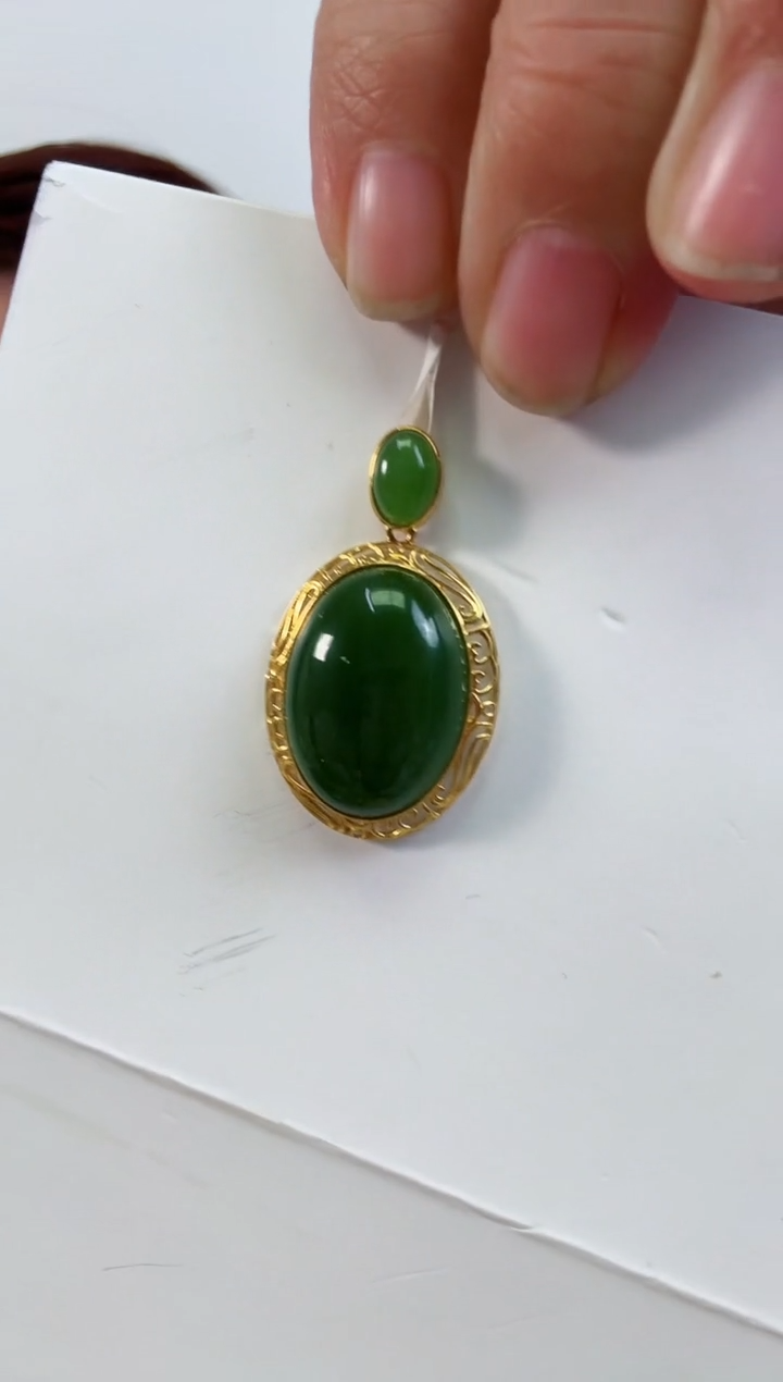 【闪购商品】和田玉吊坠18K金镶嵌吊坠