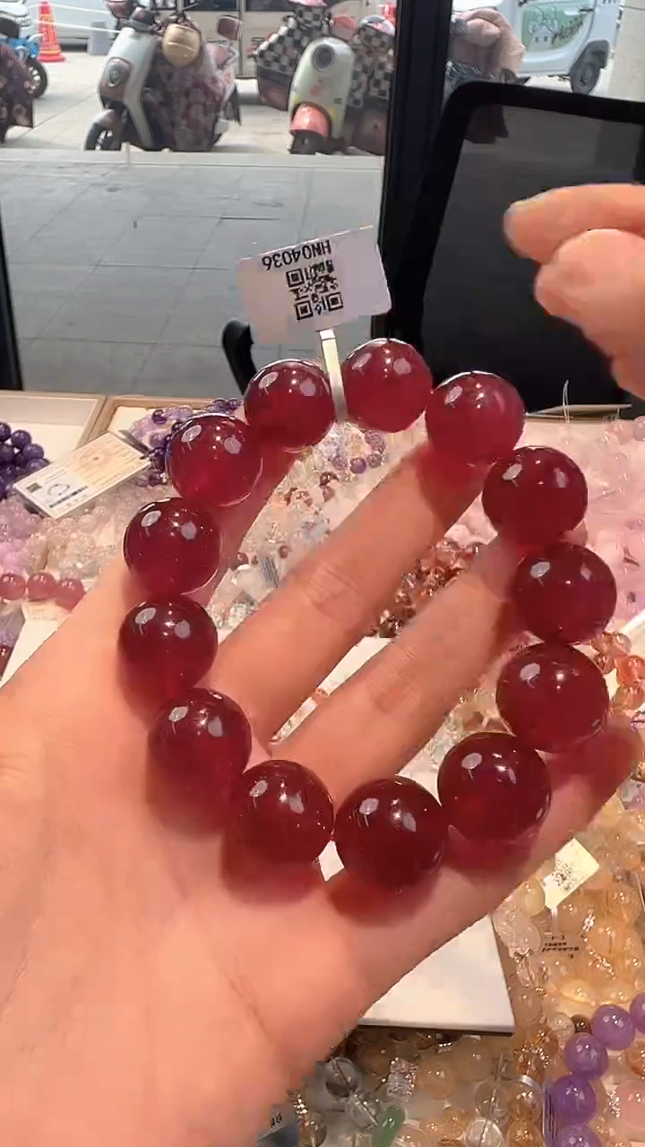 【闪购商品】石英质玉未镶嵌手串手串