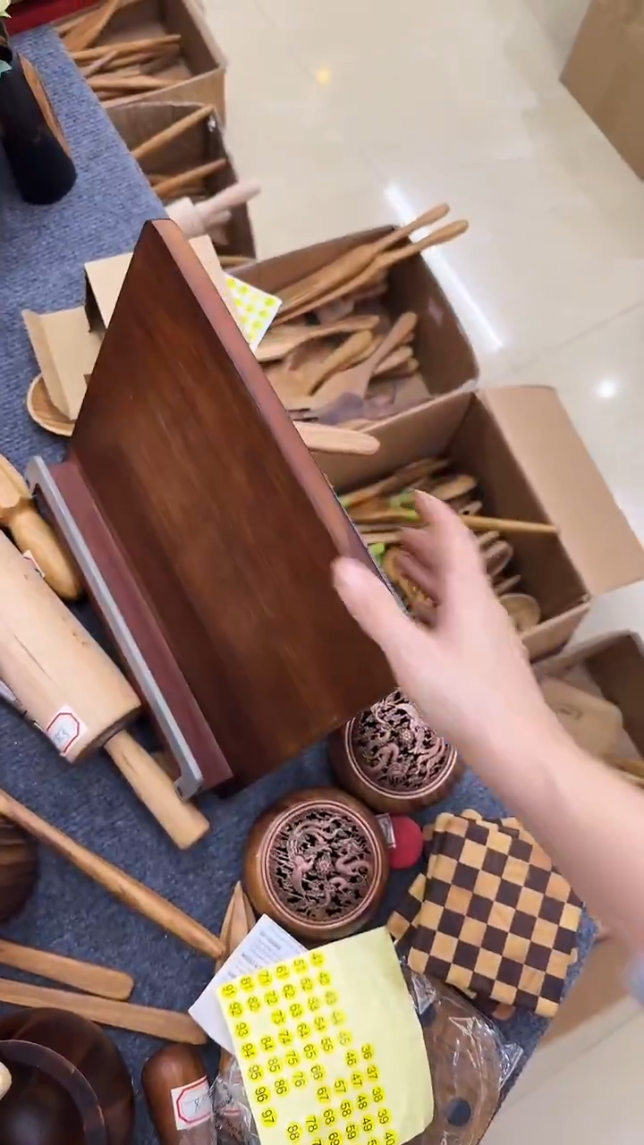 相思木架子不退不换