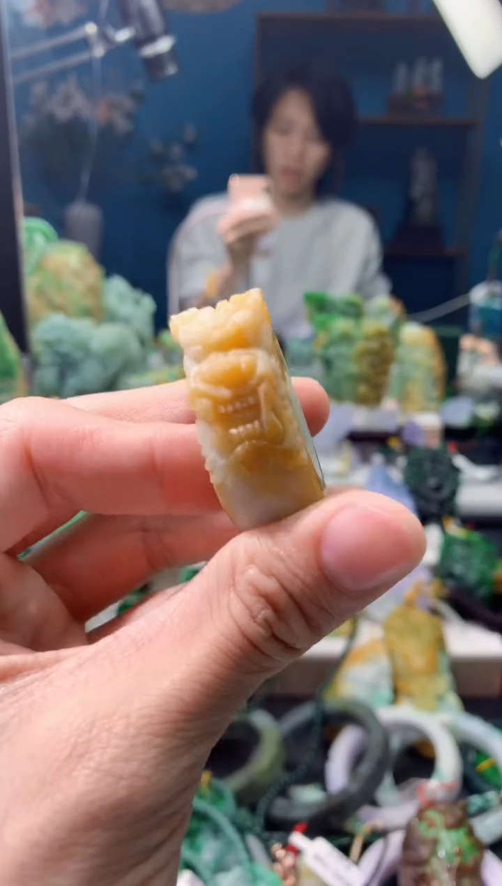 颈饰未镶嵌翡翠翡翠天然缅甸a货翡翠