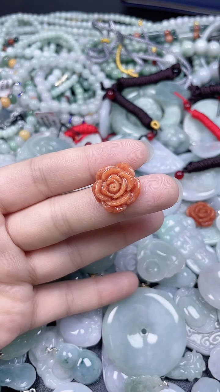 颈饰未镶嵌翡翠010