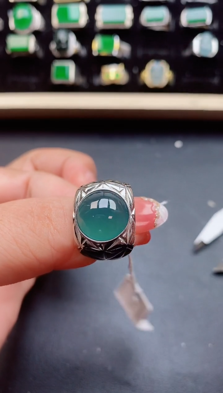 【闪购商品】翡翠戒指银S925镶嵌5085