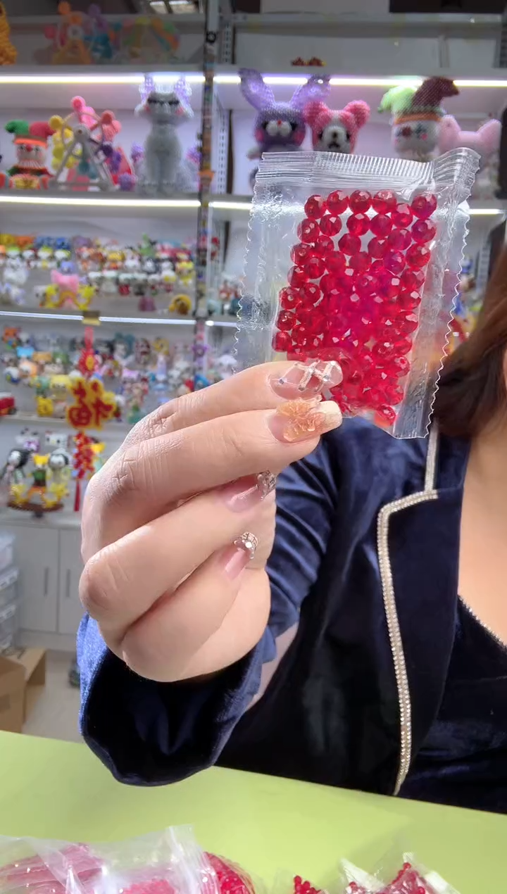 玻璃A109卡6水晶扁1条本色大红色