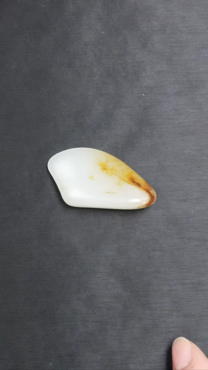 【闪购商品】和田玉吊坠(不含链)未镶嵌21.6克和田玉原石