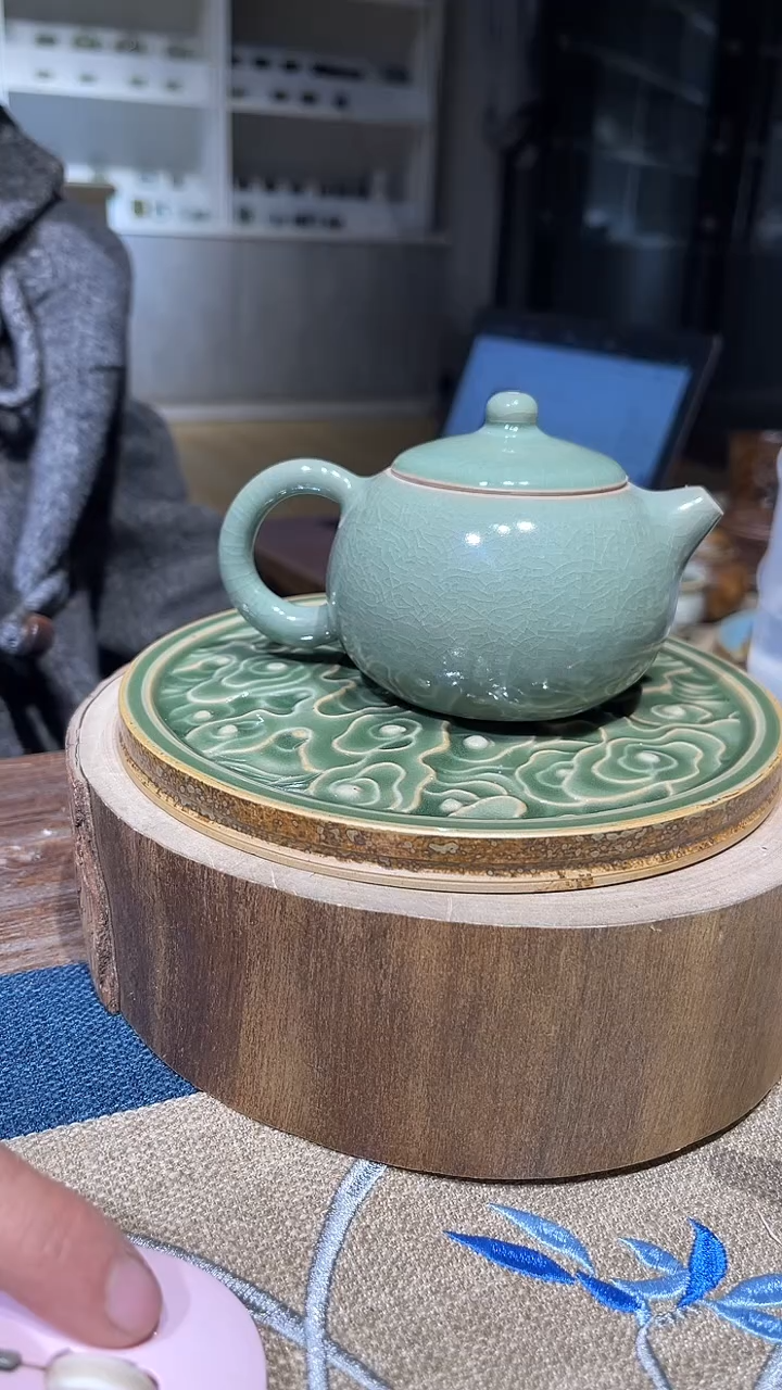 摆件陶我**星原生态原矿青绿西施壶